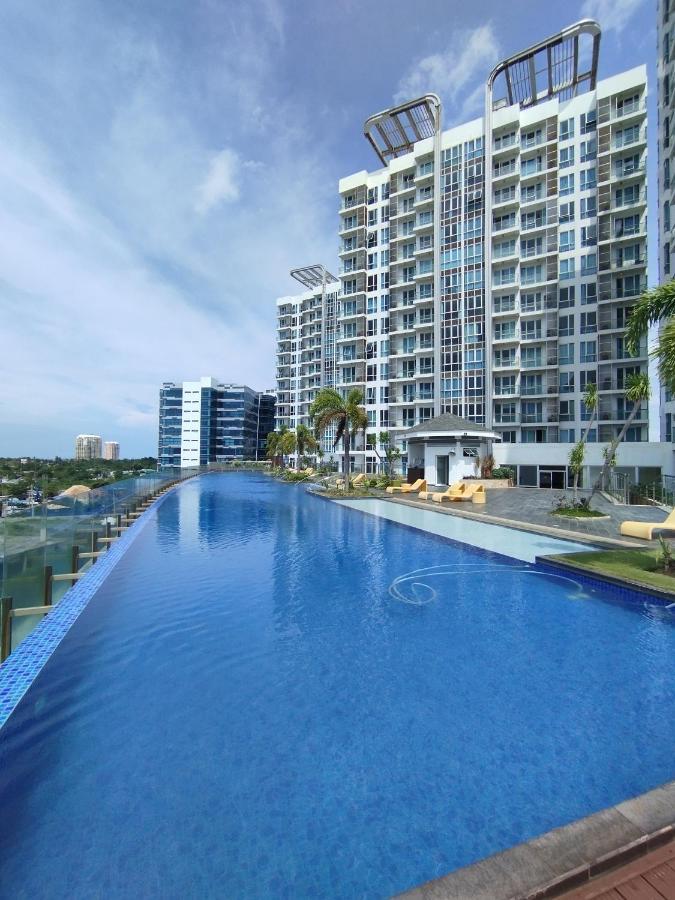 Mactan Newtown Seaview Condo By Fjcivo 막탄 외부 사진