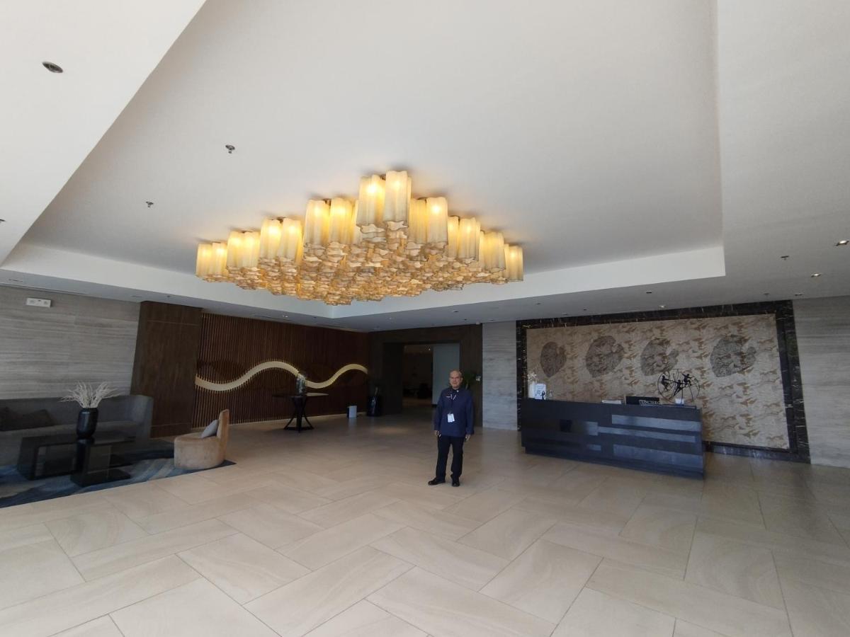 Mactan Newtown Seaview Condo By Fjcivo 막탄 외부 사진