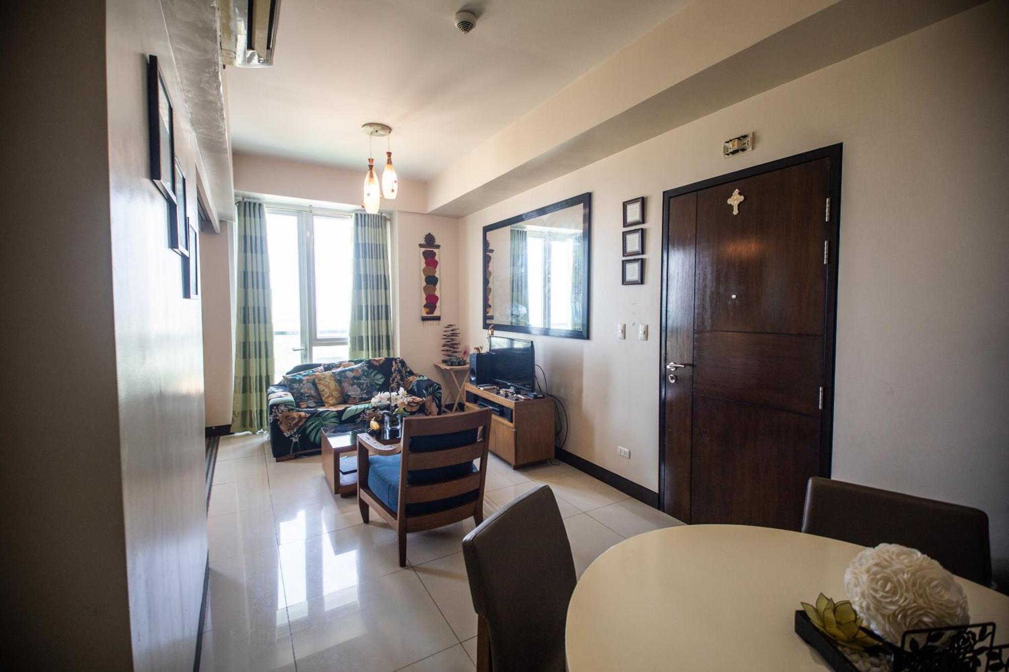 Mactan Newtown Seaview Condo By Fjcivo 막탄 외부 사진